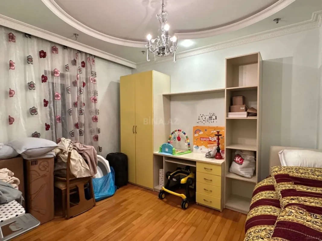 Satılır 3 otaqlı mənzil 102 m²