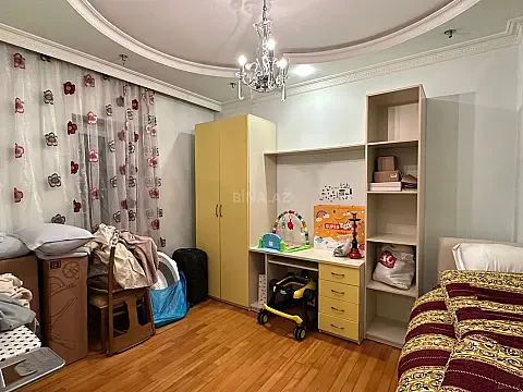 Satılır 3 otaqlı mənzil 102 m²
