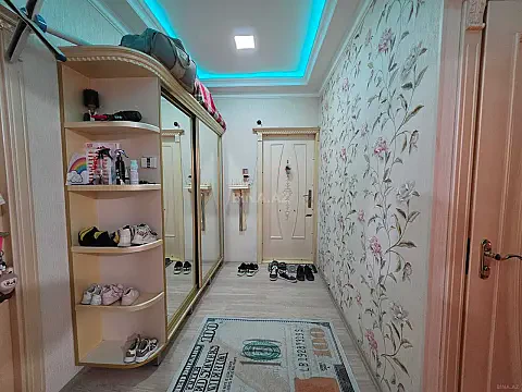 Satılır 2 otaqlı mənzil 85 m²