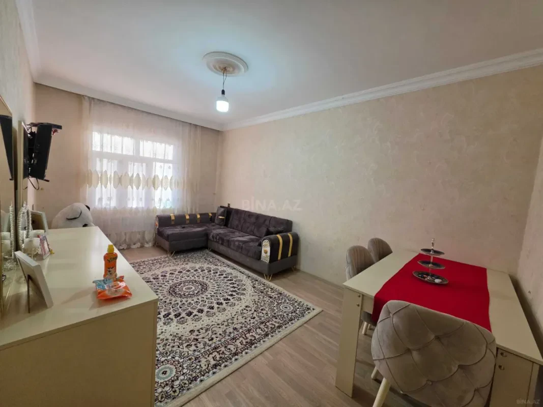 Satılır 2 otaqlı mənzil 85 m²