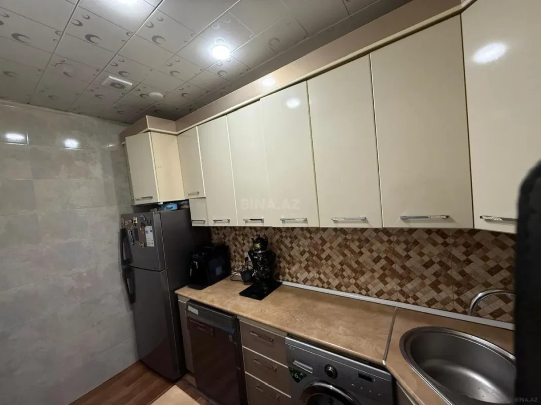 Satılır 3 otaqlı mənzil 86 m²