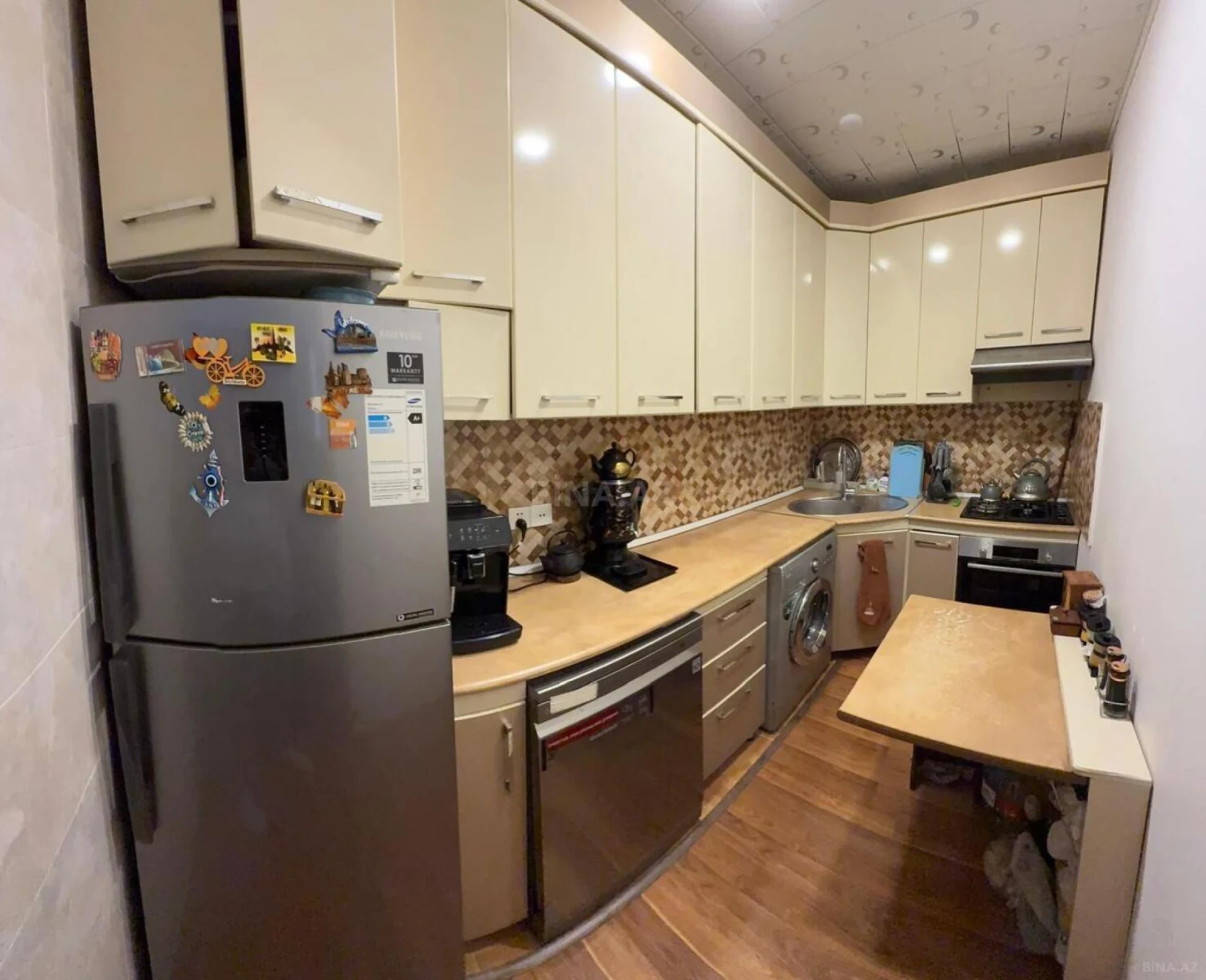 Satılır 3 otaqlı mənzil 86 m²