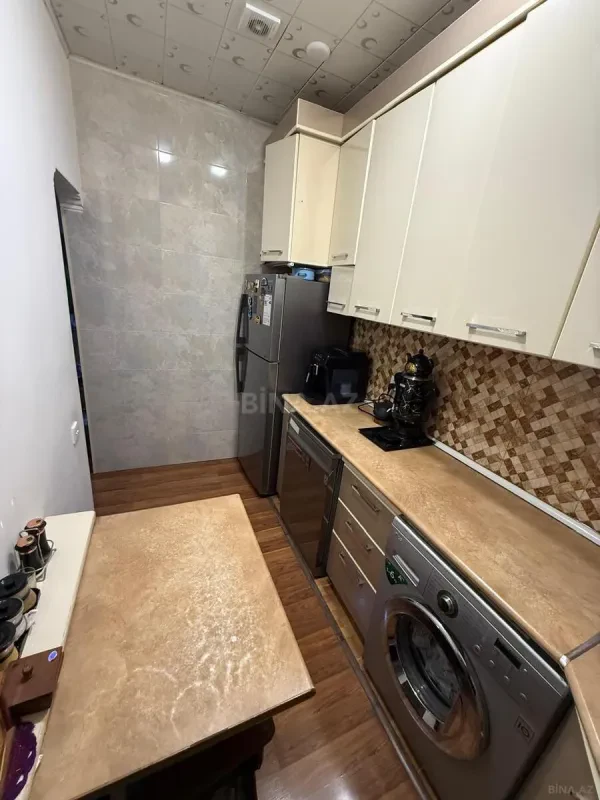 Satılır 3 otaqlı mənzil 86 m²