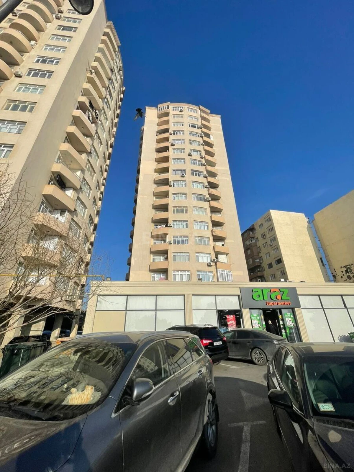 Satılır 3 otaqlı mənzil 86 m²