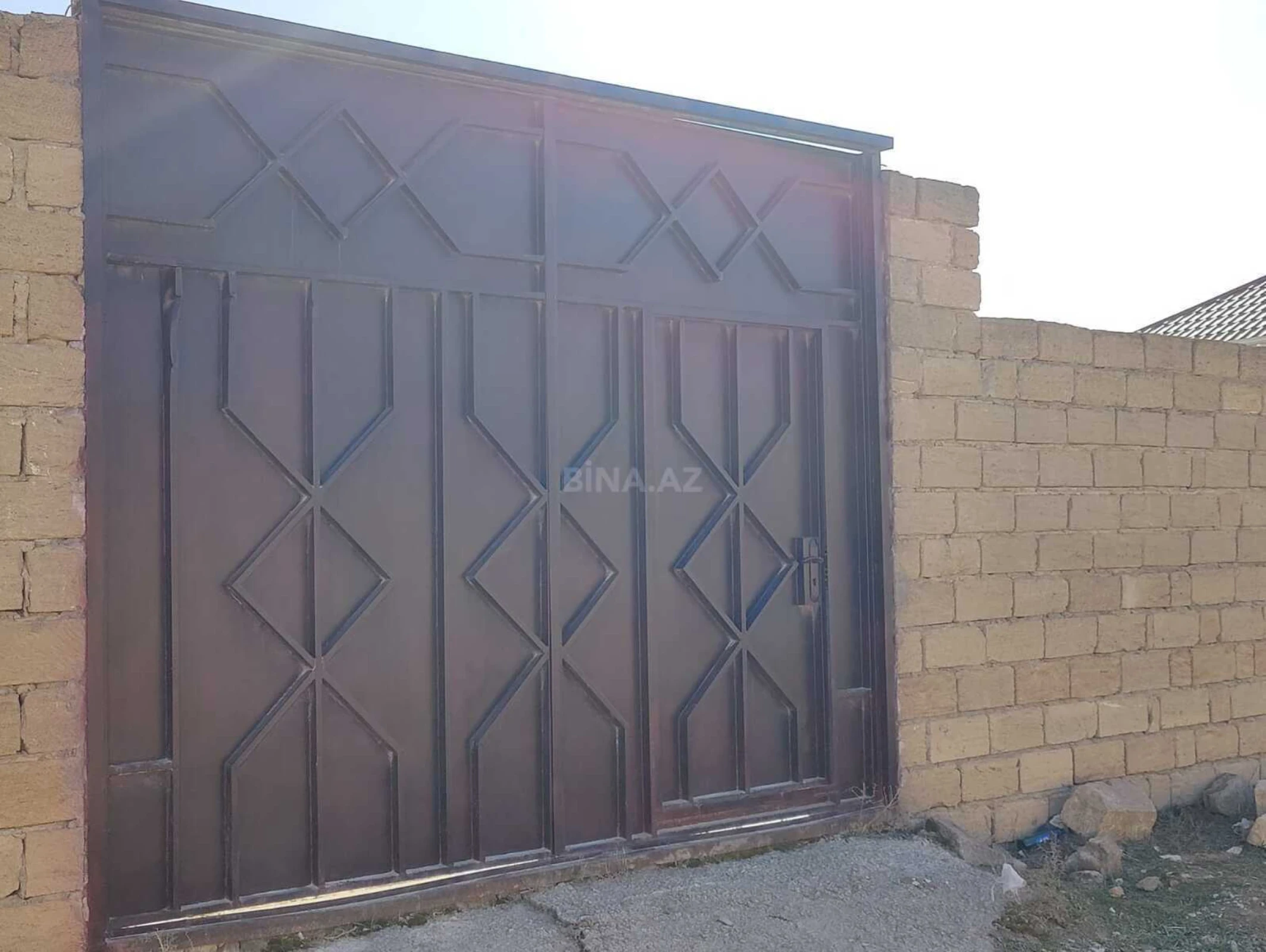 Satılır 6 otaqlı həyət evi 270 m²