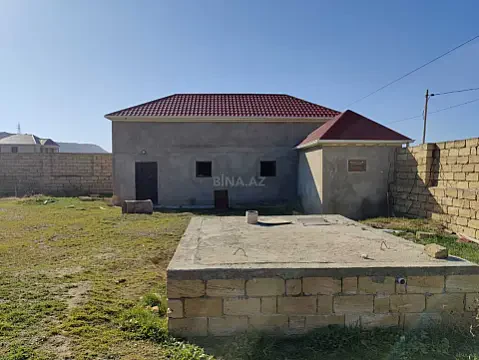 Satılır 6 otaqlı həyət evi 270 m²