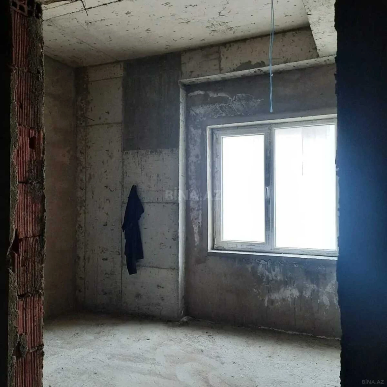 Satılır 2 otaqlı mənzil 90 m²