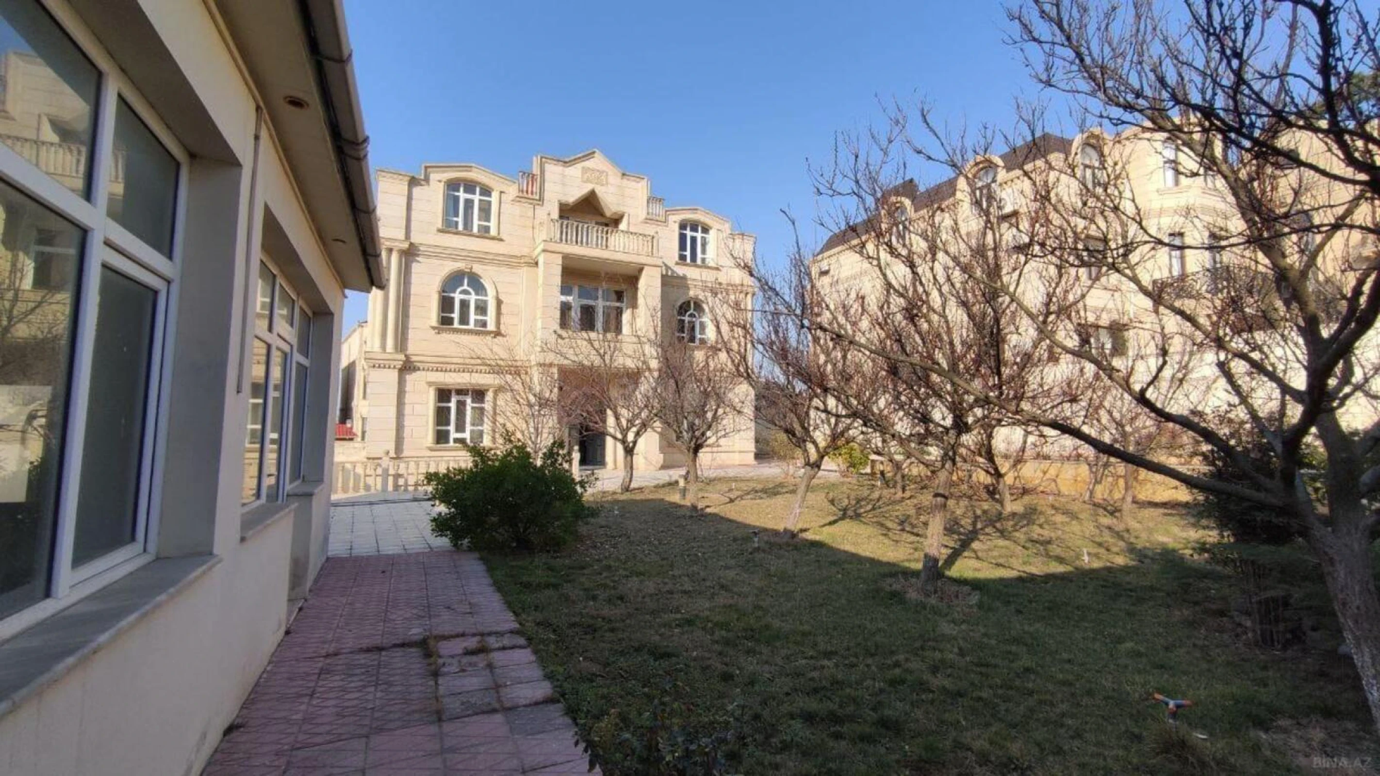 Satılır 5 otaqlı həyət evi 113 m²