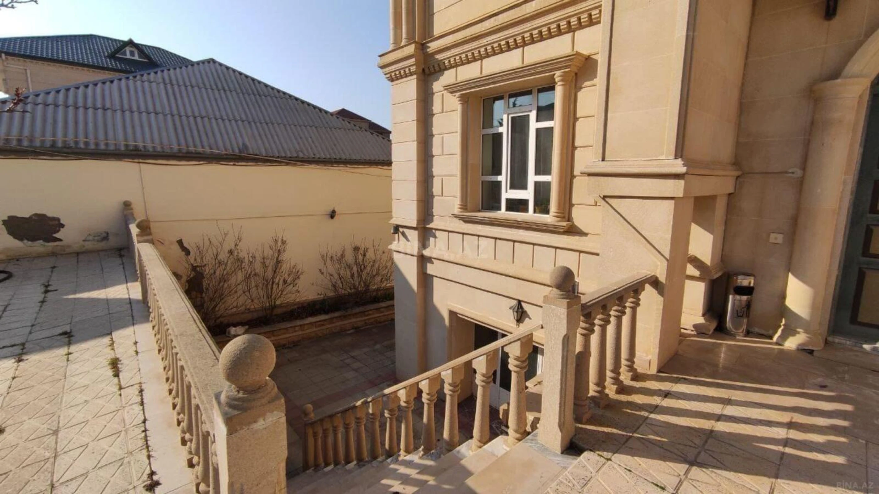 Satılır 5 otaqlı həyət evi 113 m²