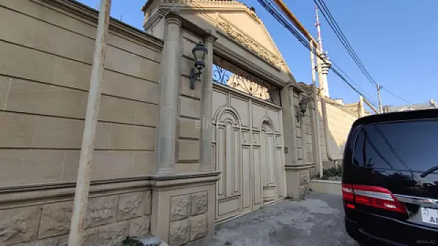 Satılır 5 otaqlı həyət evi 113 m²