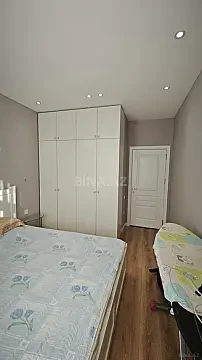 Satılır 4 otaqlı mənzil 100 m²