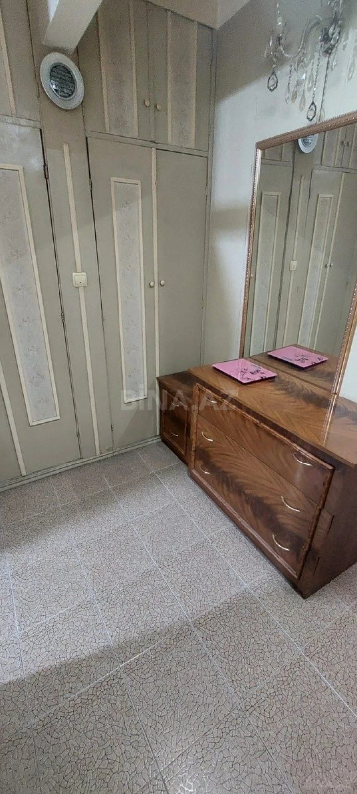 Satılır 2 otaqlı mənzil 60 m²
