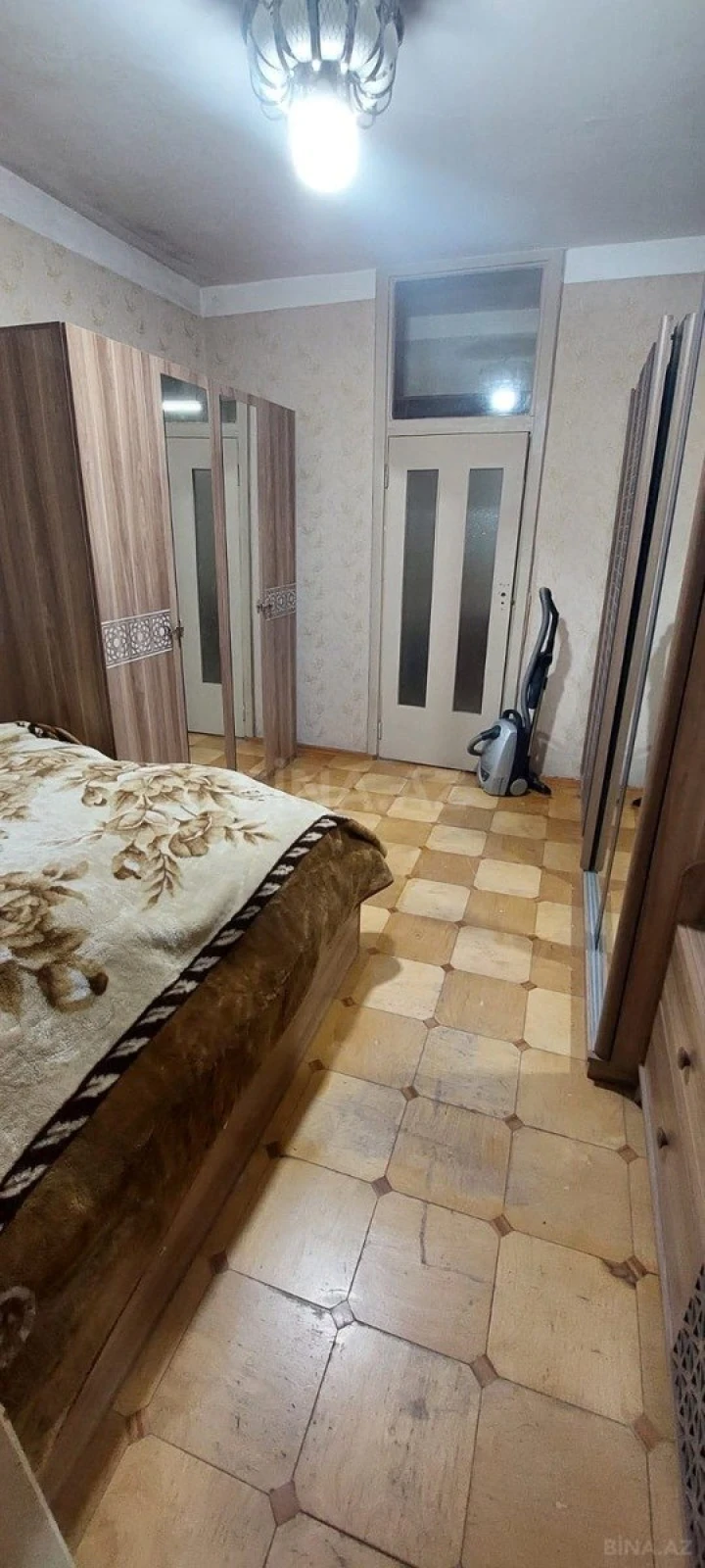 Satılır 2 otaqlı mənzil 60 m²
