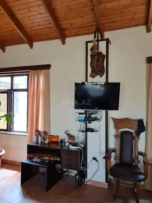 Kirayə verilir 5 otaqlı həyət evi 650 m²