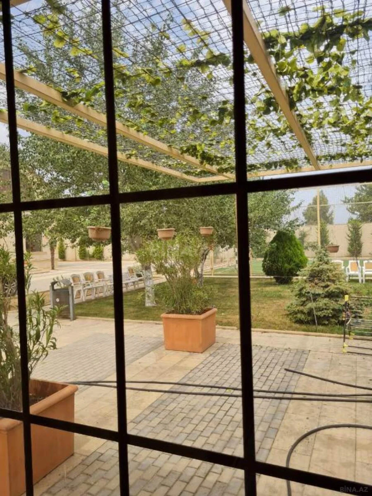 Kirayə verilir 5 otaqlı həyət evi 650 m²