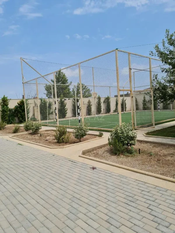 Kirayə verilir 5 otaqlı həyət evi 650 m²