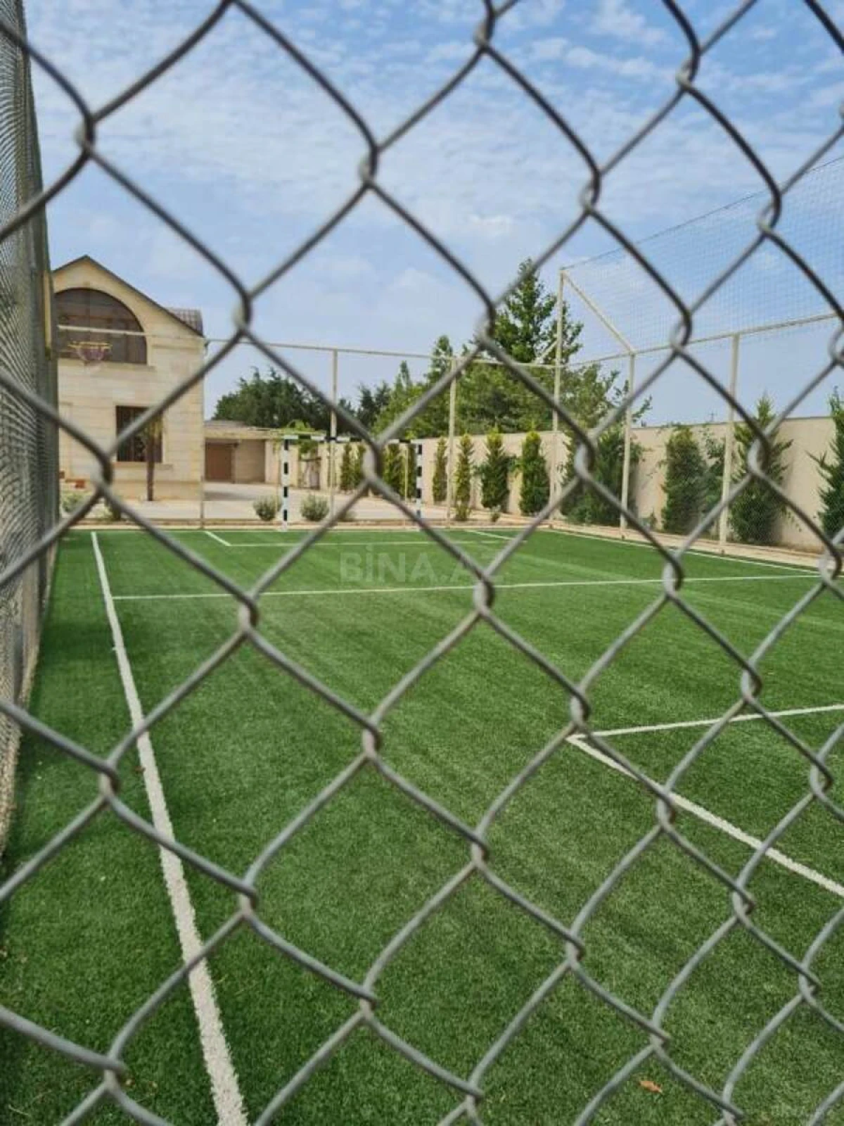 Kirayə verilir 5 otaqlı həyət evi 650 m²