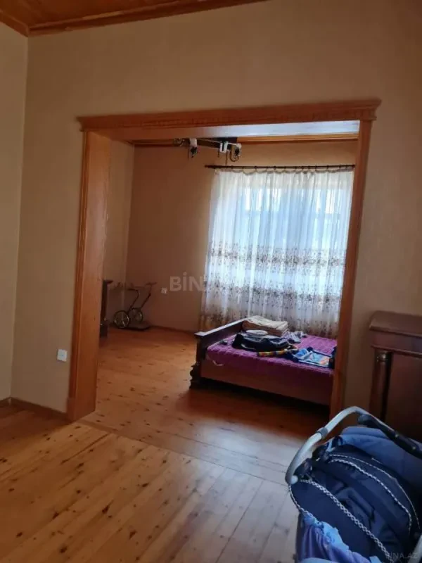 Kirayə verilir 5 otaqlı həyət evi 650 m²
