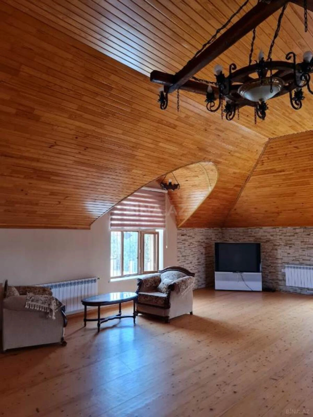 Kirayə verilir 5 otaqlı həyət evi 650 m²