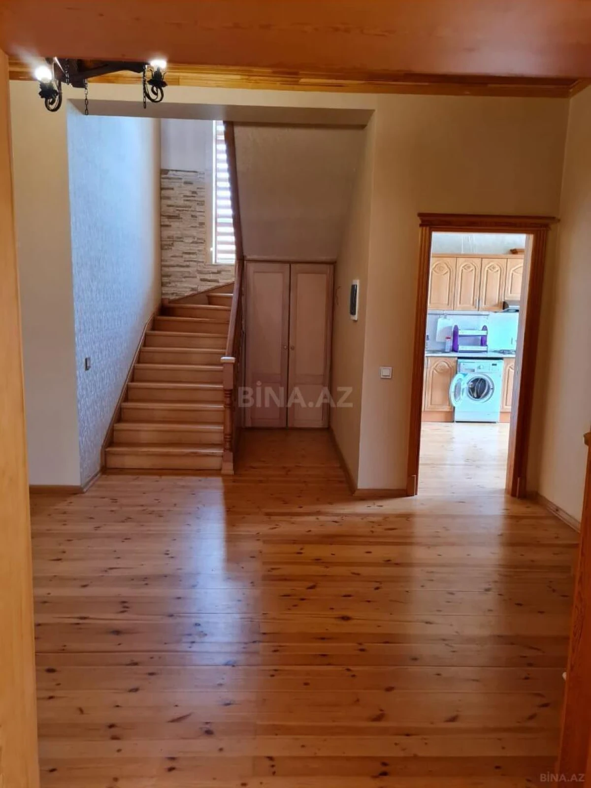 Kirayə verilir 5 otaqlı həyət evi 650 m²