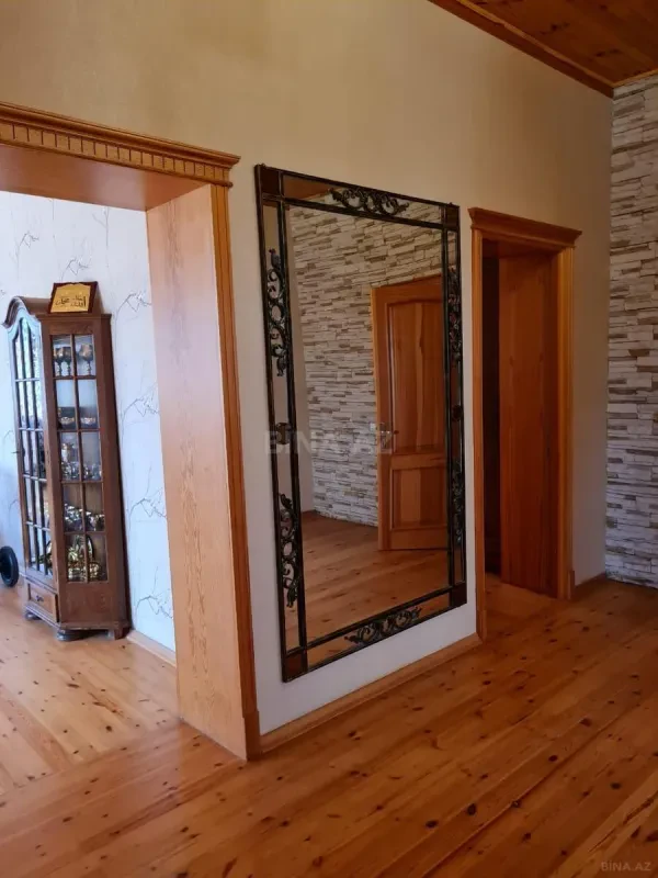 Kirayə verilir 5 otaqlı həyət evi 650 m²