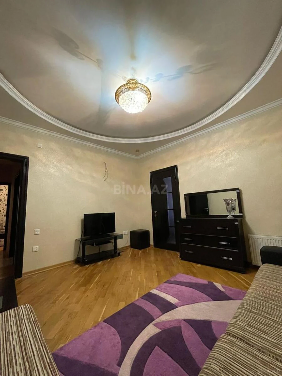 Kirayə verilir 3 otaqlı mənzil 110 m²