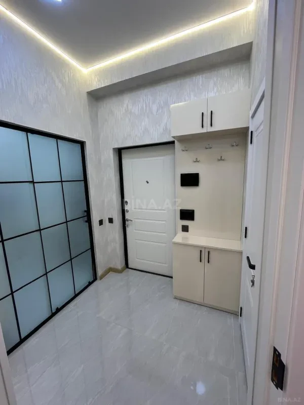 Kirayə verilir 2 otaqlı mənzil 65 m²