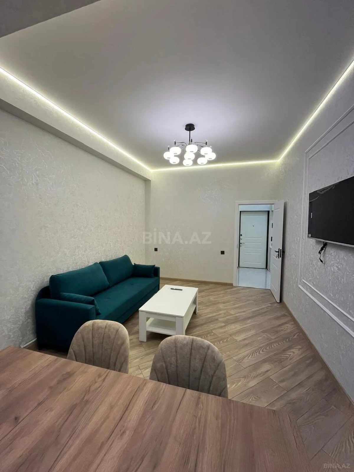 Kirayə verilir 2 otaqlı mənzil 65 m²