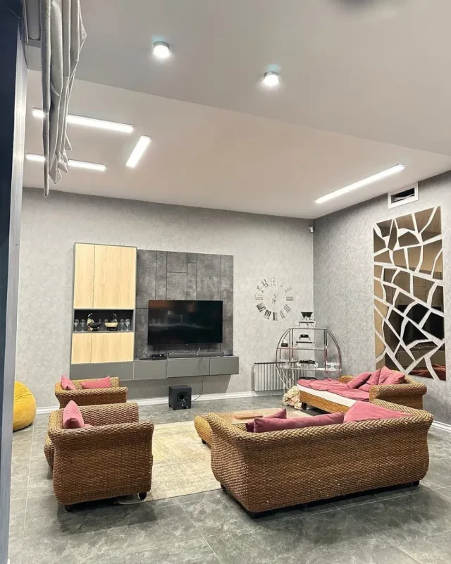 Kirayə verilir 5 otaqlı həyət evi 300 m²