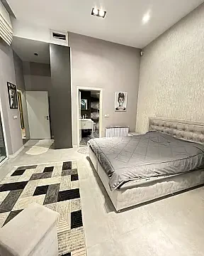 Kirayə verilir 5 otaqlı həyət evi 300 m²