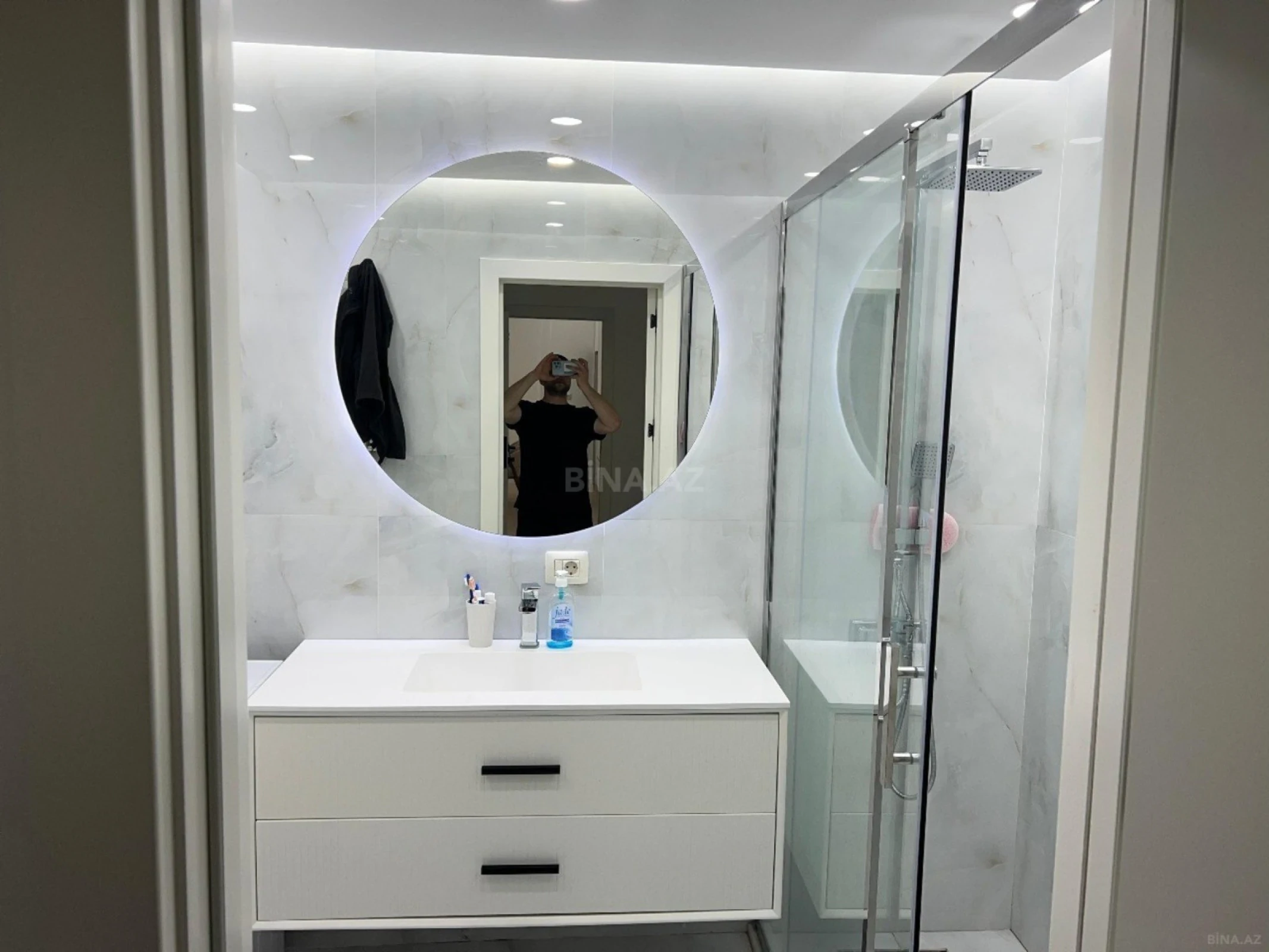 Kirayə verilir 3 otaqlı mənzil 115 m²