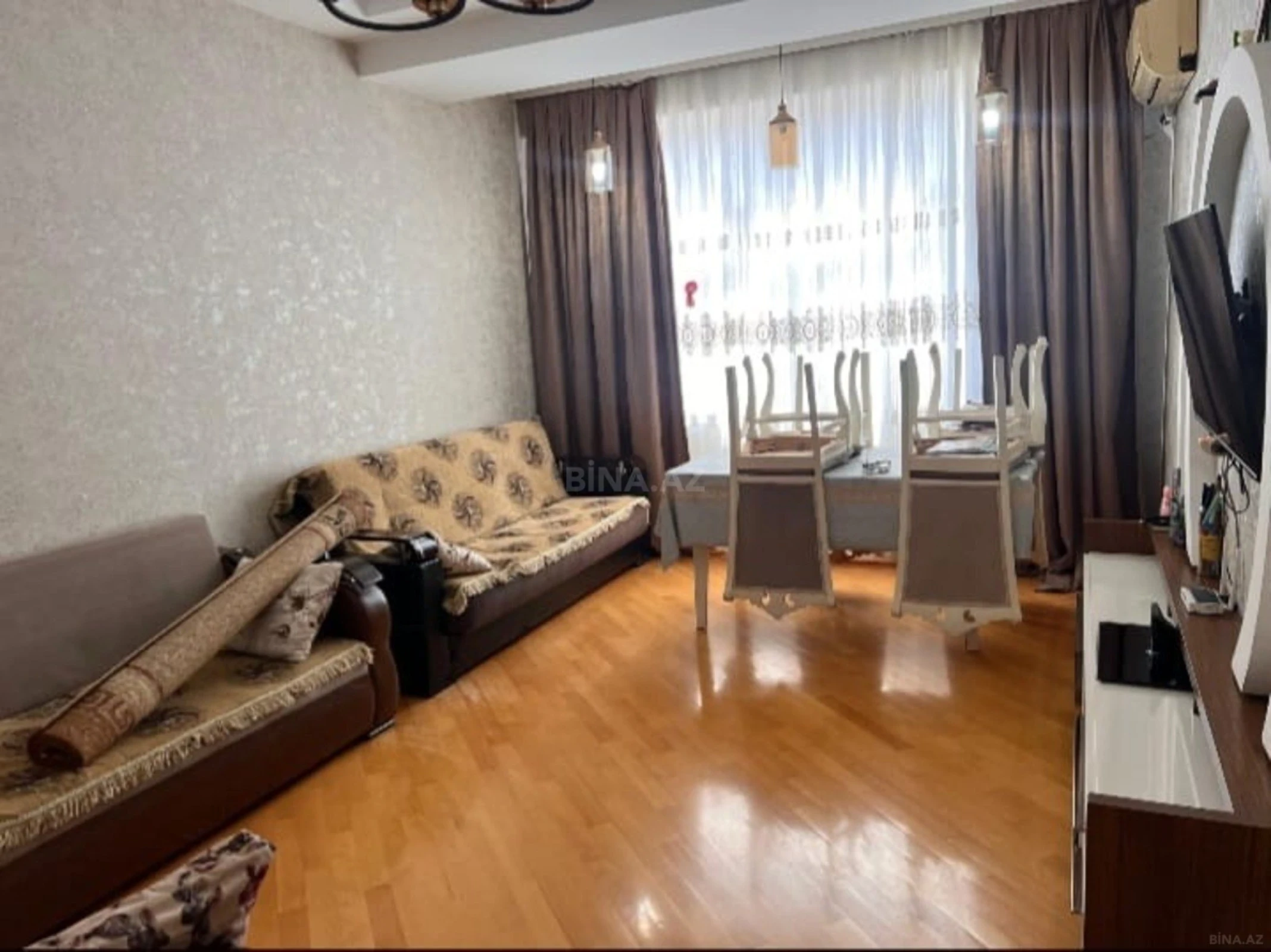 Kirayə verilir 2 otaqlı mənzil 80 m²