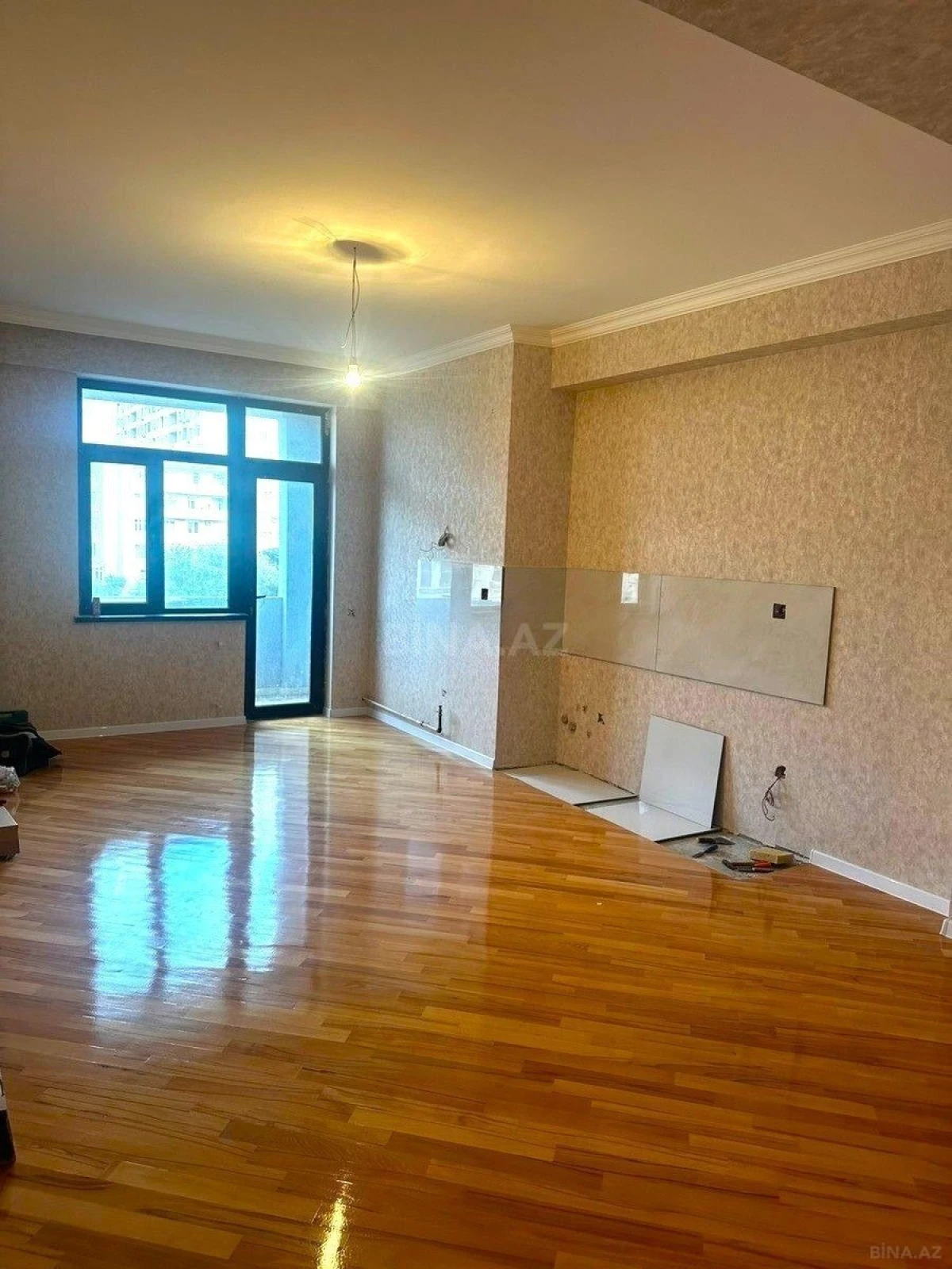 Satılır 3 otaqlı mənzil 90 m²