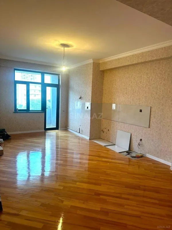 Satılır 3 otaqlı mənzil 90 m²