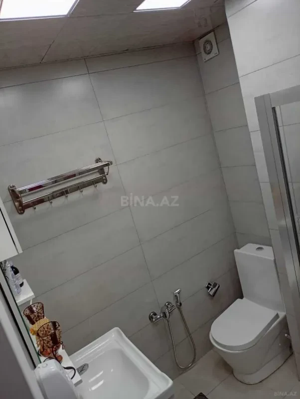 Satılır 2 otaqlı mənzil 65 m²