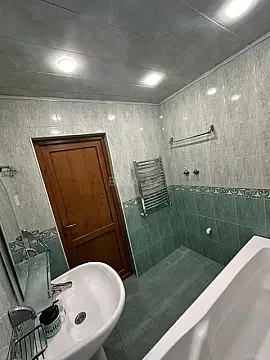 Satılır 2 otaqlı mənzil 82 m²
