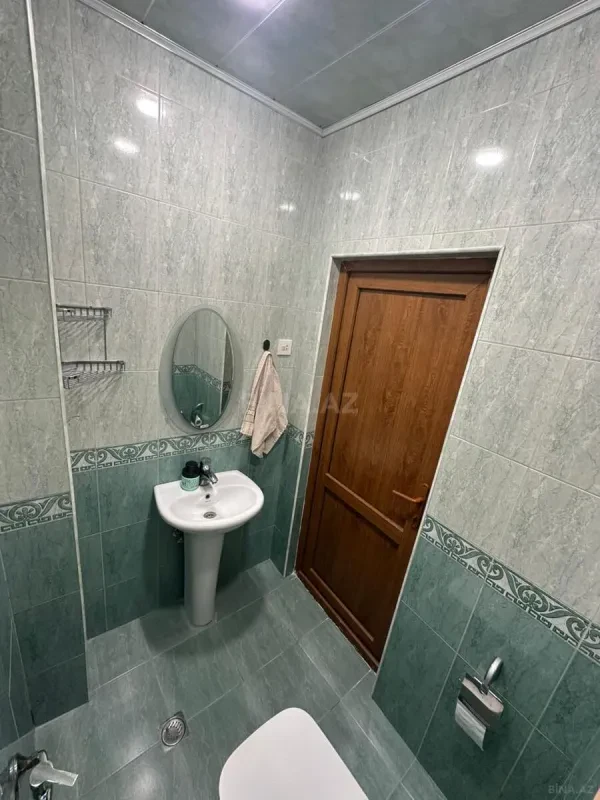 Satılır 2 otaqlı mənzil 82 m²