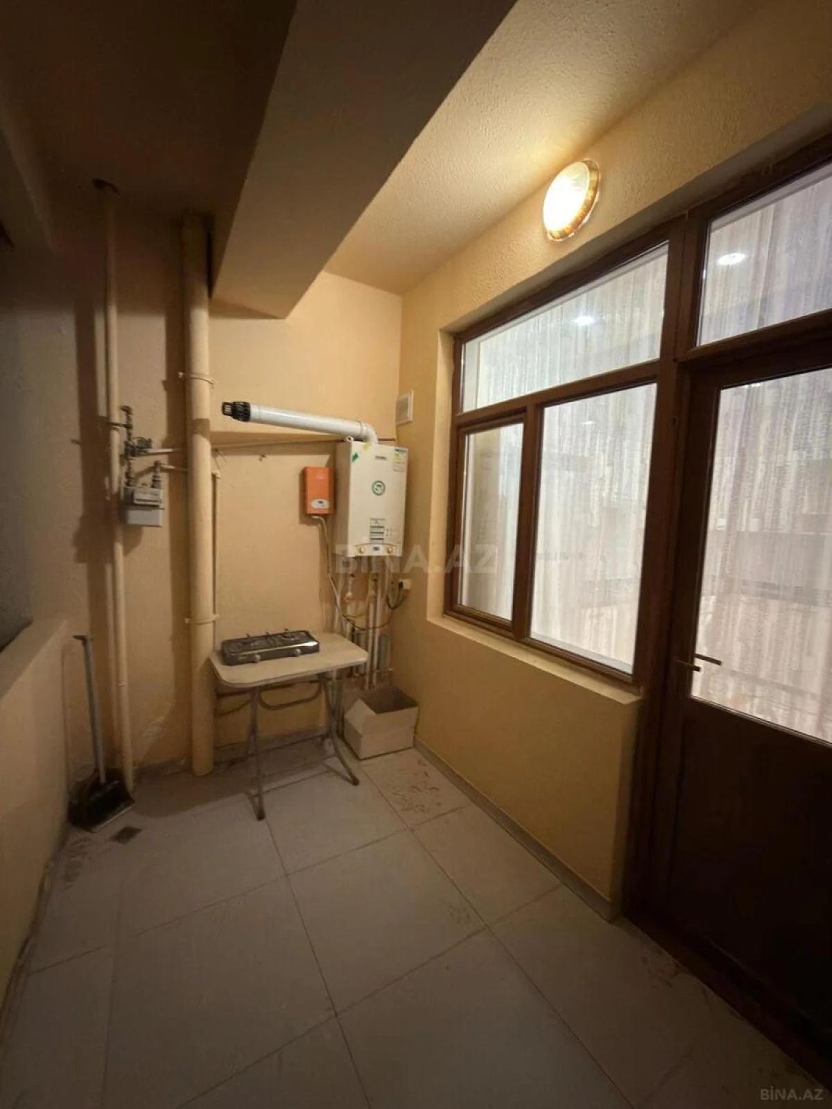 Kirayə verilir 2 otaqlı mənzil 70 m²