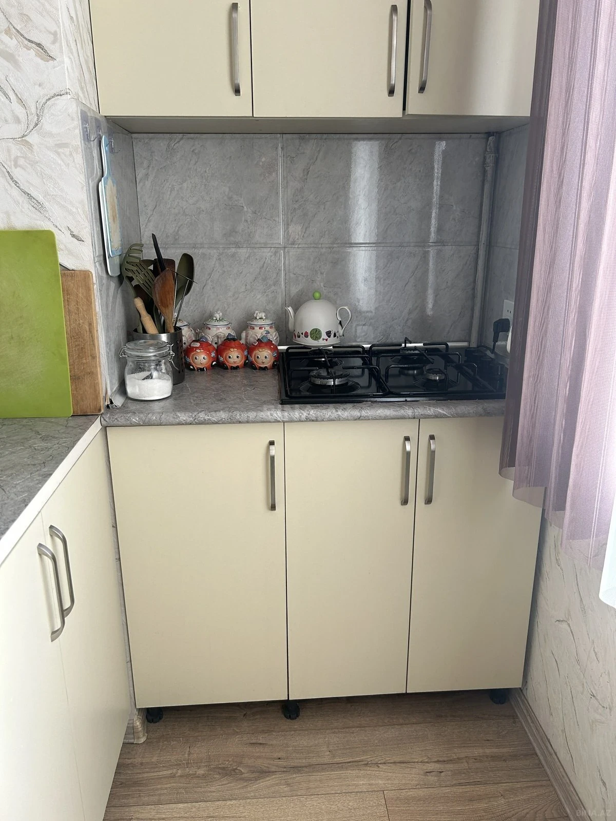 Satılır 3 otaqlı mənzil 60 m²