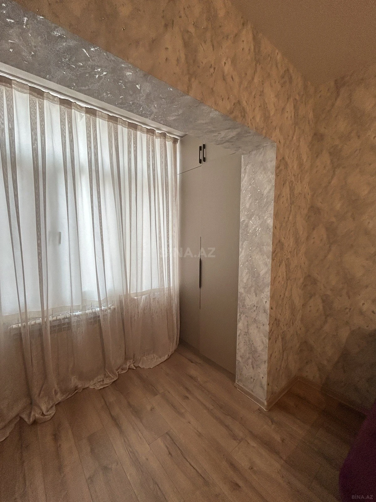 Satılır 3 otaqlı mənzil 60 m²