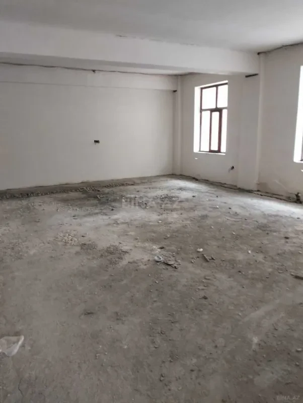 Satılır 3 otaqlı mənzil 162 m²