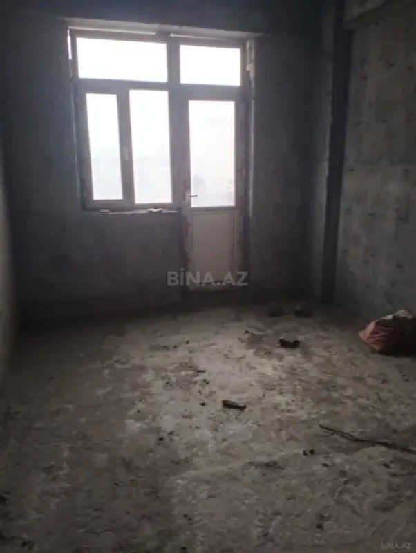 Satılır 3 otaqlı mənzil 162 m²