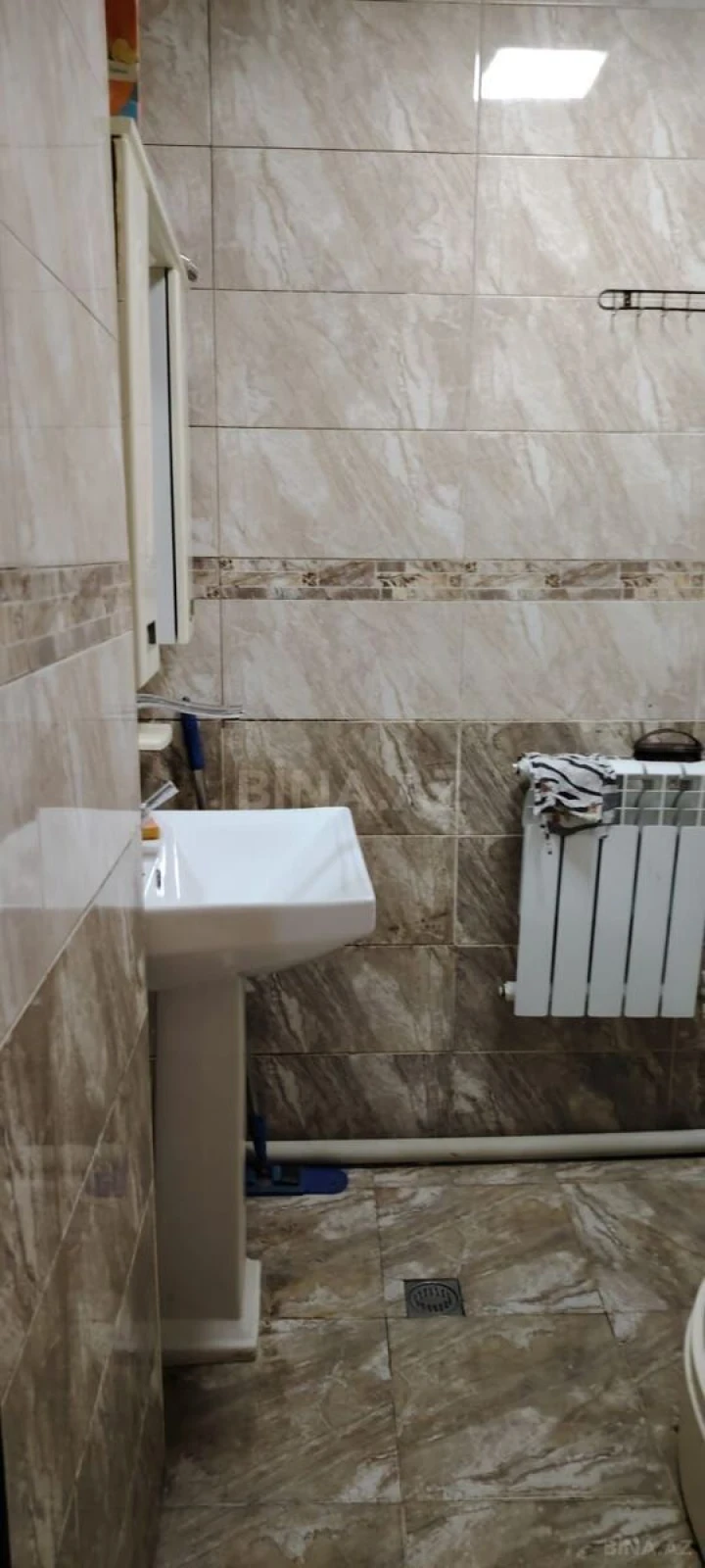 Satılır 2 otaqlı mənzil 65 m²