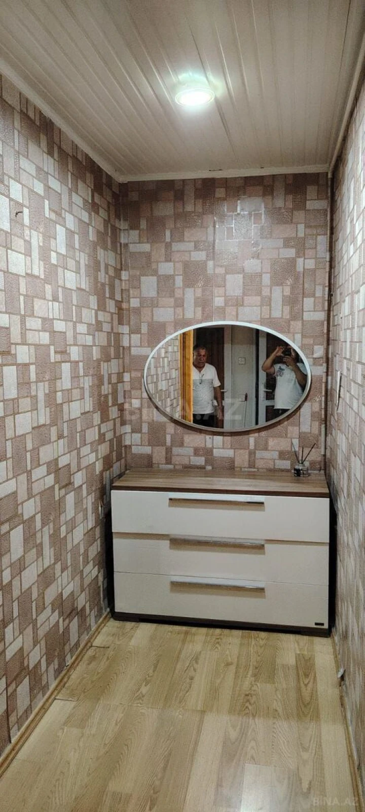 Satılır 2 otaqlı mənzil 65 m²