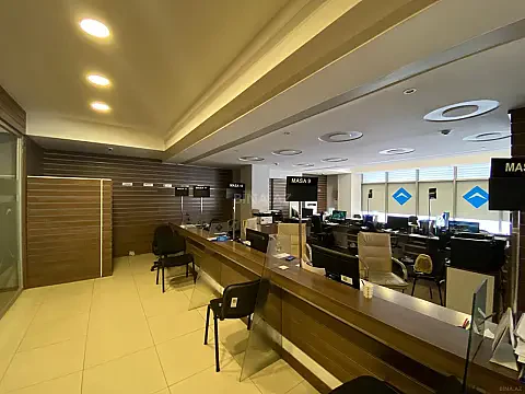 Kirayə verilir 20 otaqlı ofis 1250 m²