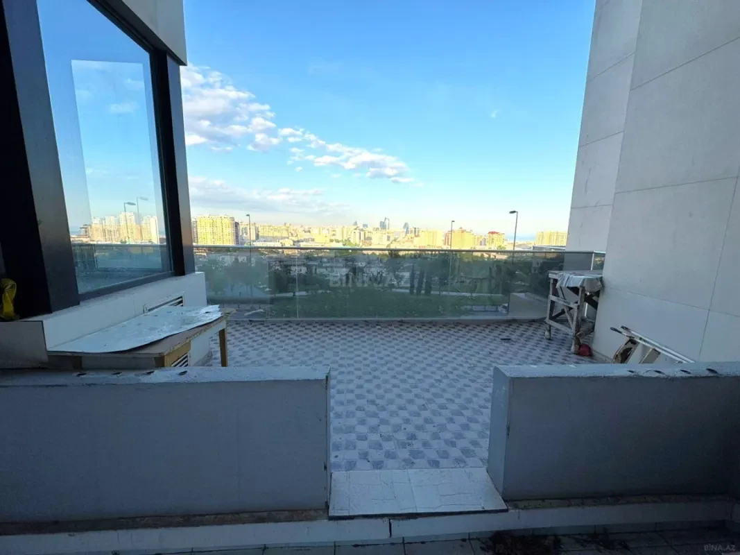Kirayə verilir 3 otaqlı mənzil 130 m²