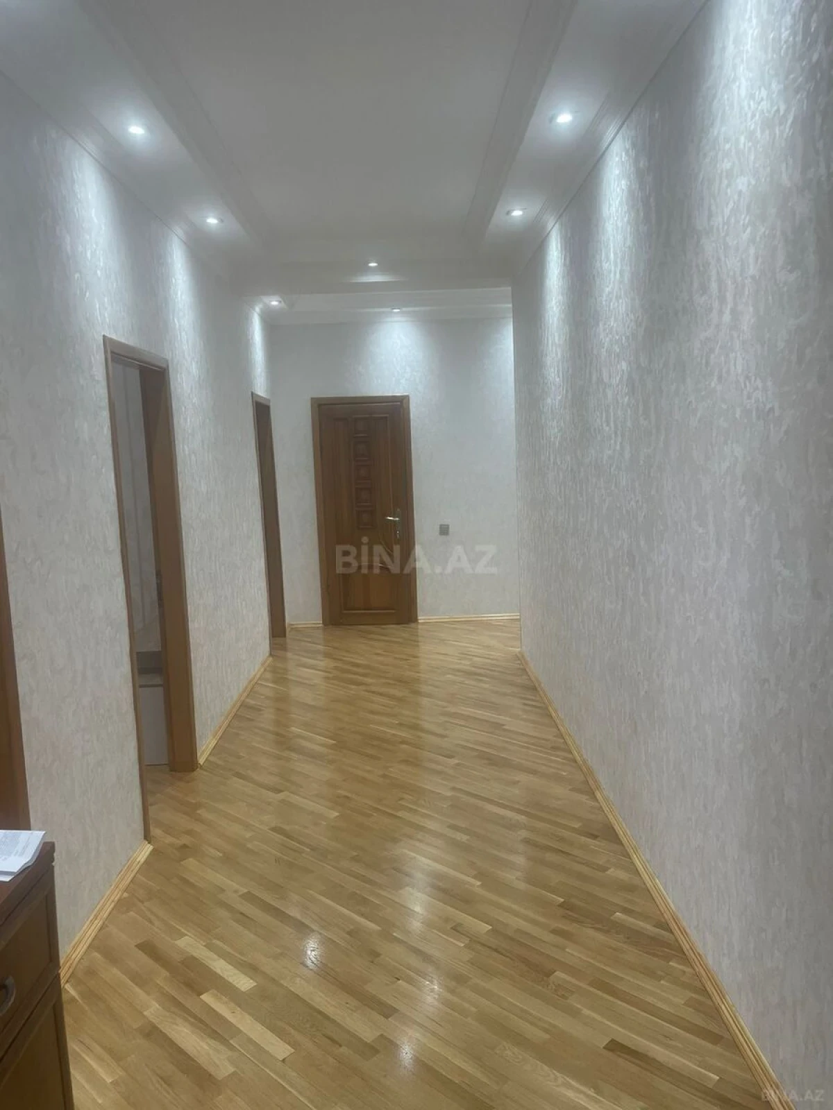 Kirayə verilir 3 otaqlı mənzil 125 m²