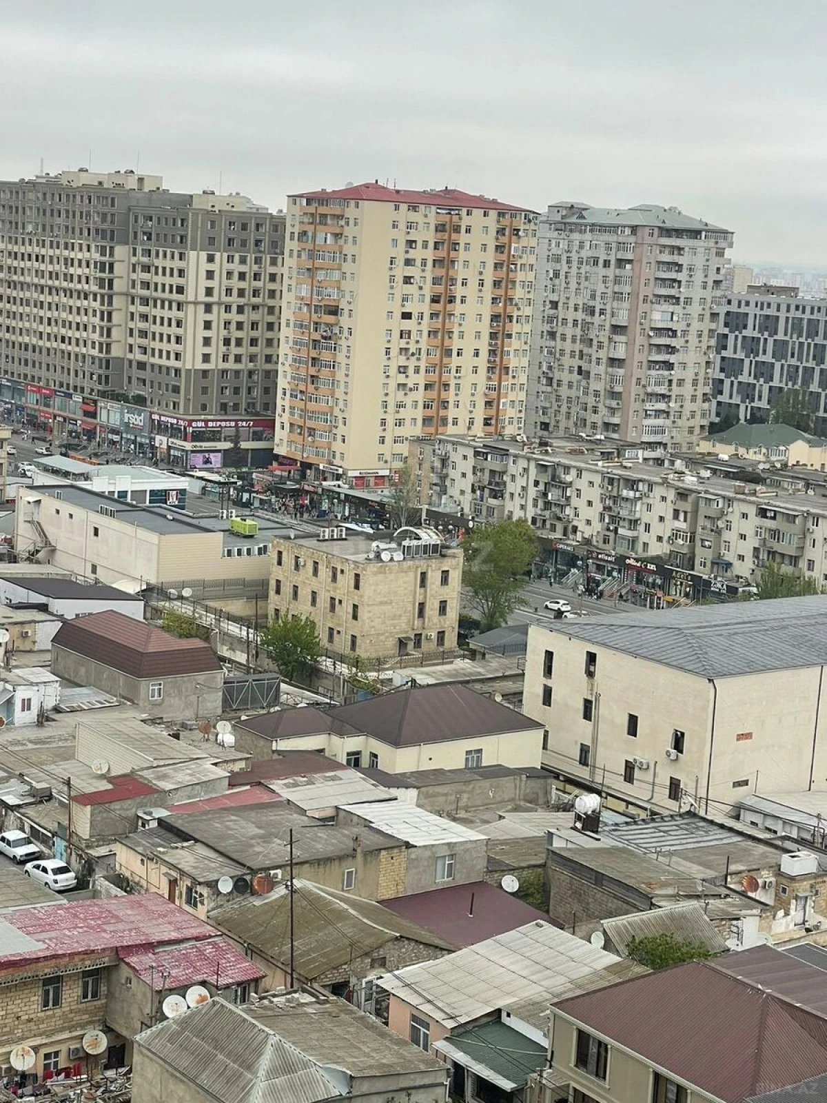 Kirayə verilir 3 otaqlı mənzil 125 m²
