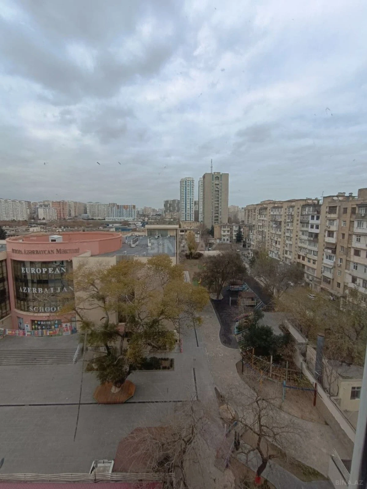 Satılır 3 otaqlı mənzil 72 m²