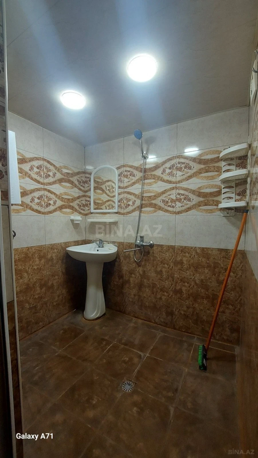 Kirayə verilir 2 otaqlı mənzil 60 m²